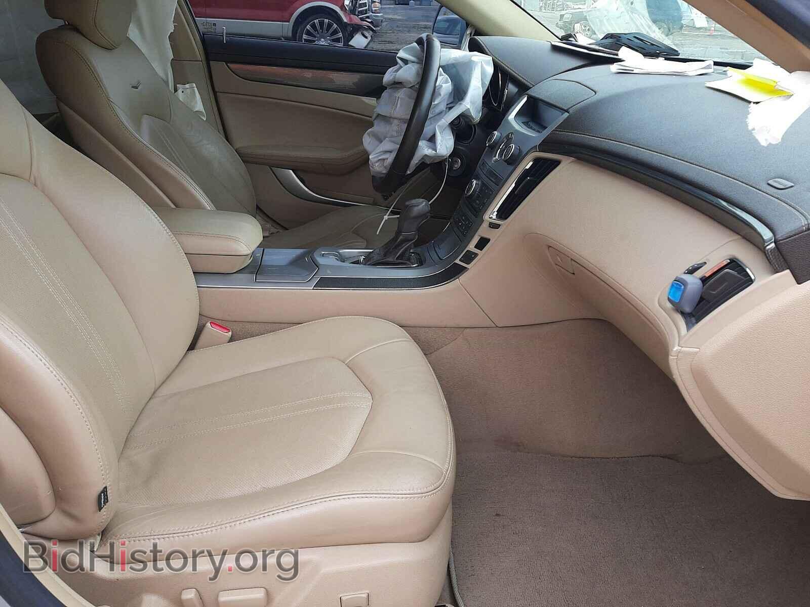 2009 CADILLAC CTS - VIN: 1G6DF577X90168745 - Фото 5