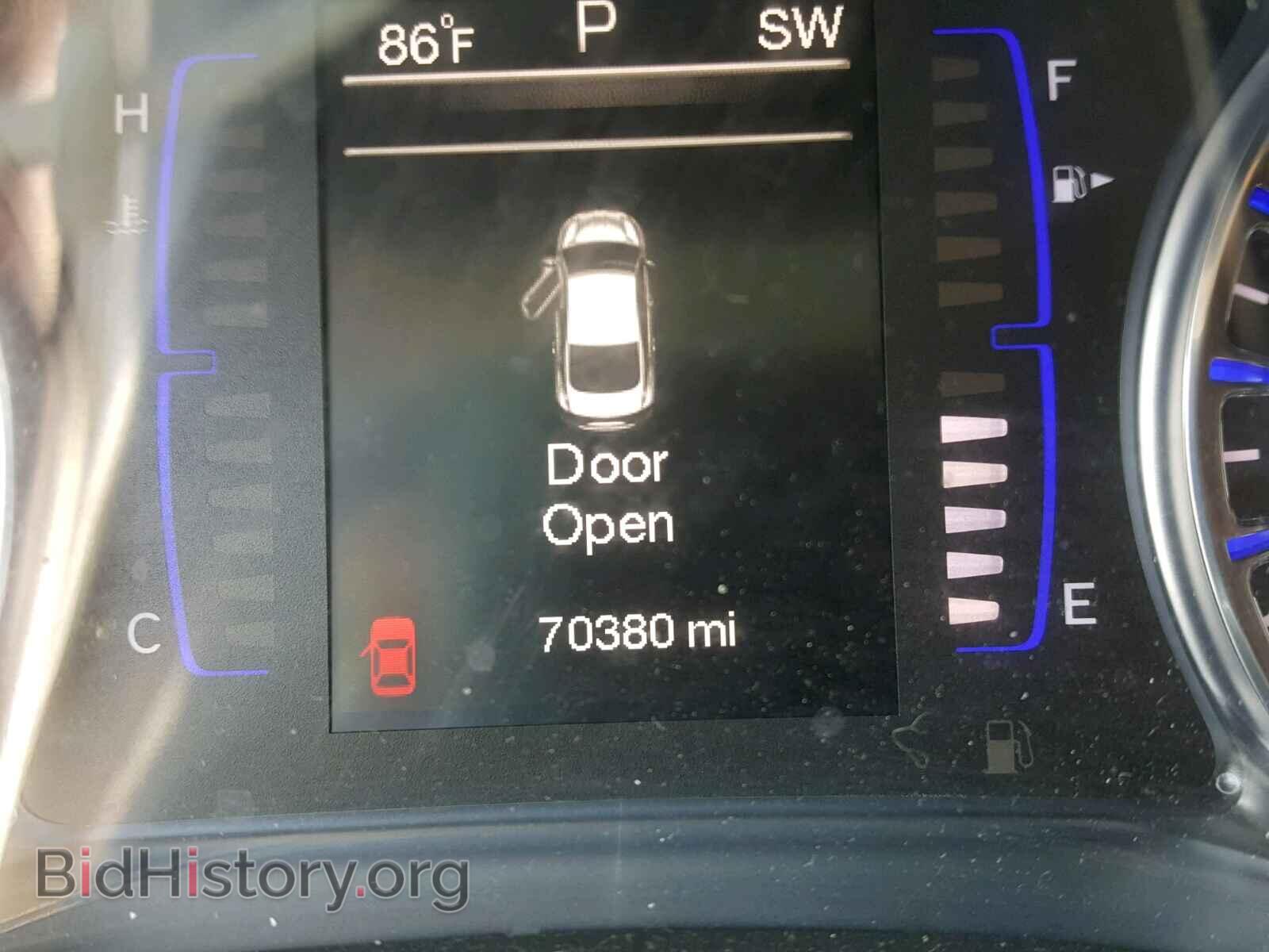 2015 CHRYSLER 200 - VIN: 1C3CCCABXFN675330 - Photo 8