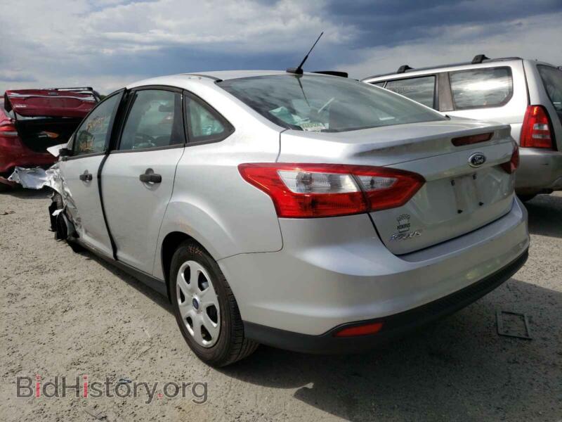 2012 Ford FOCUS (VIN 1FAHP3E28CL293813) — photo 3 of 10
