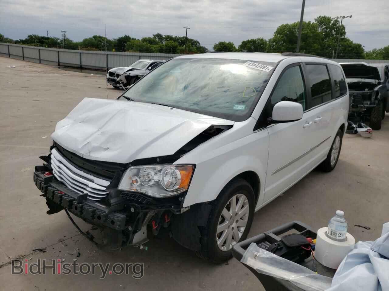 2015 CHRYSLER MINIVAN - VIN: 2C4RC1BG0FR561389 - Photo 2