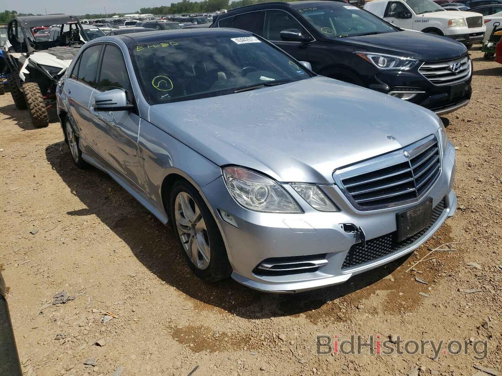 Photo WDDHF8JB6DA683554 - MERCEDES-BENZ E CLASS 2013