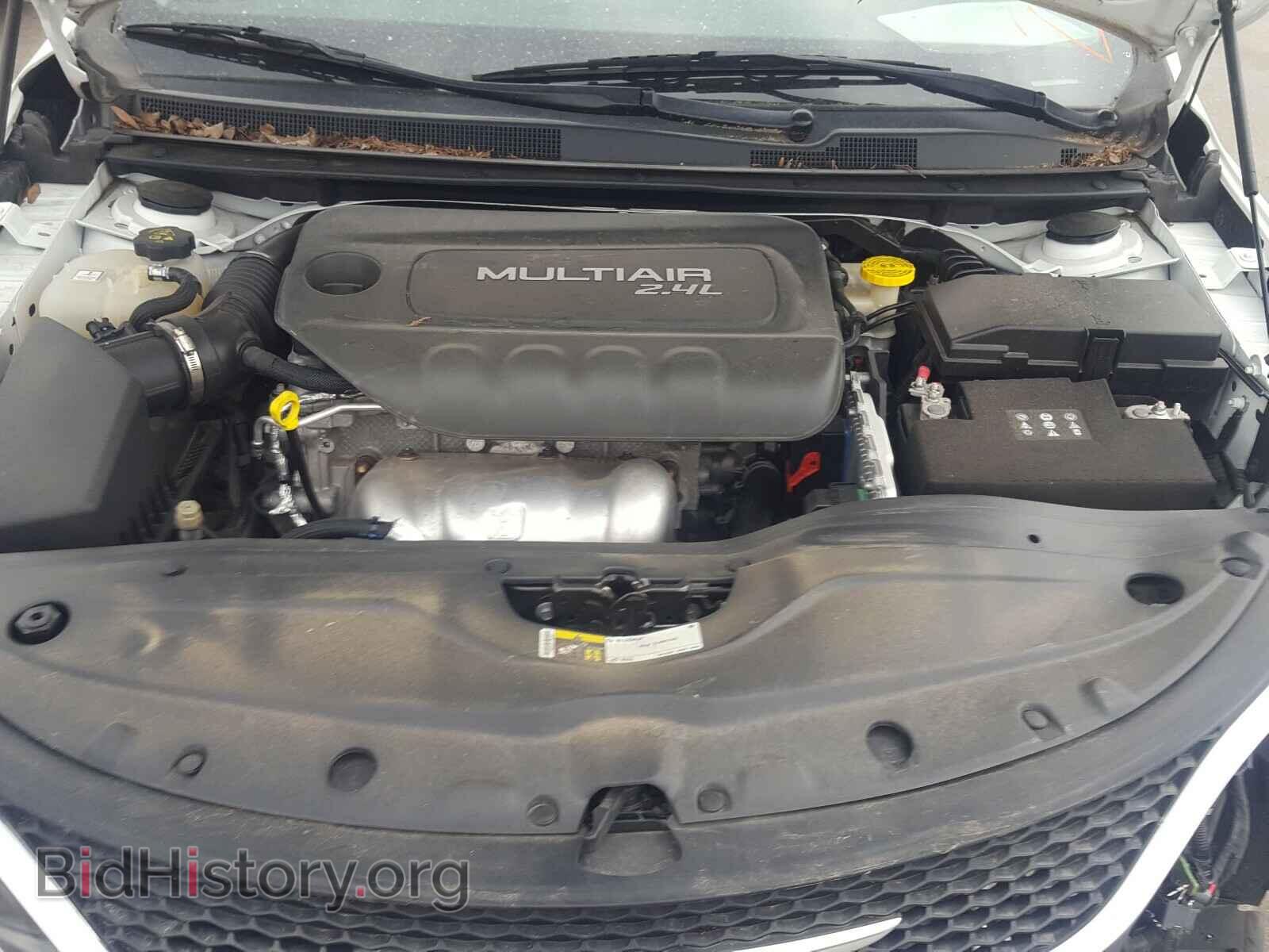 2015 CHRYSLER 200 - VIN: 1C3CCCAB7FN700670 - Фото 7