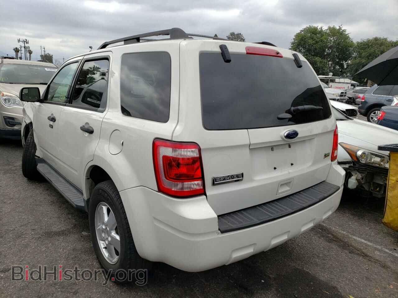 2012 FORD ESCAPE - VIN: 1FMCU0DG9CKC83219 - Фото 3