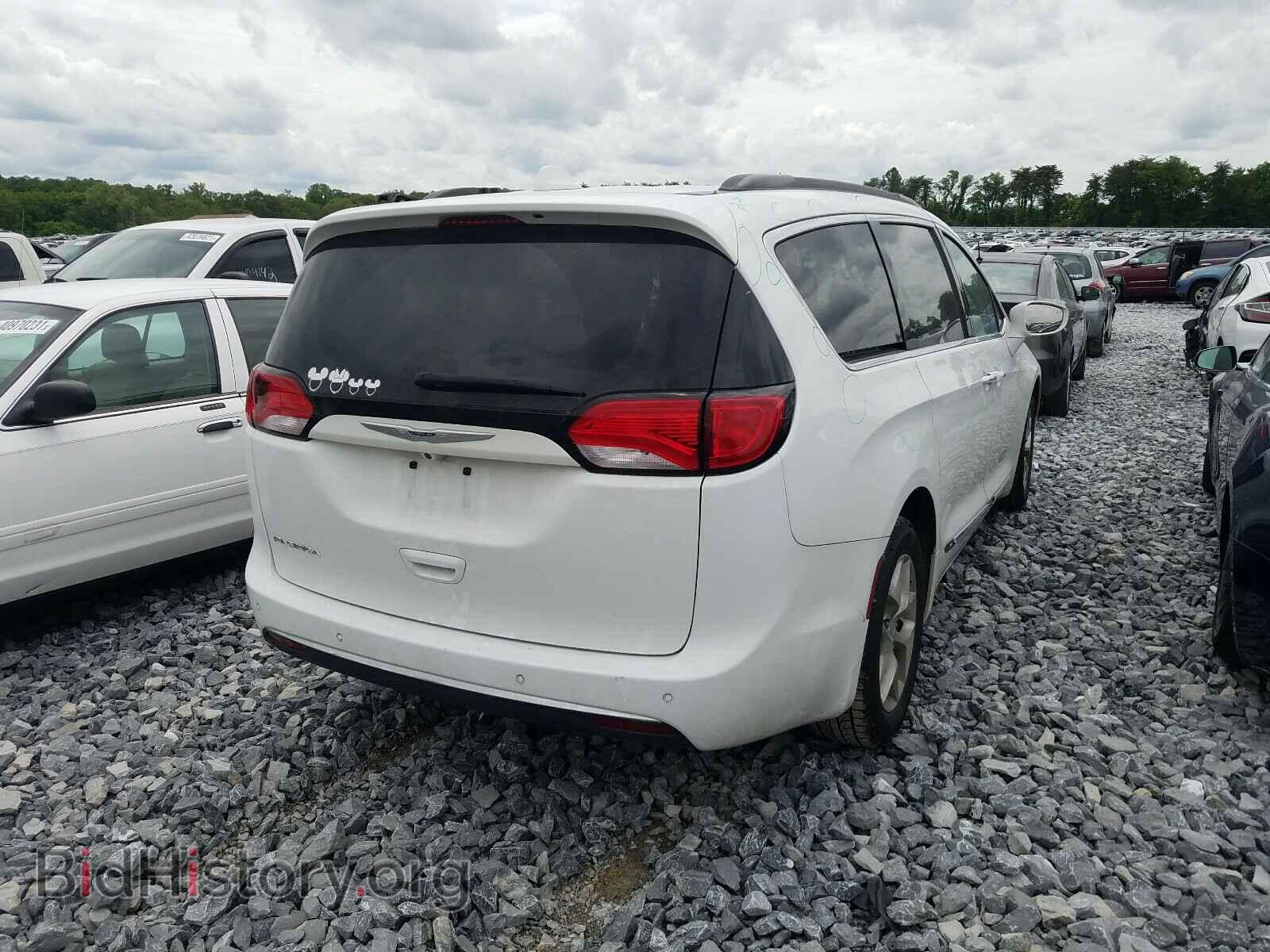 2017 CHRYSLER PACIFICA - VIN: 2C4RC1BG5HR739445 - Фото 4