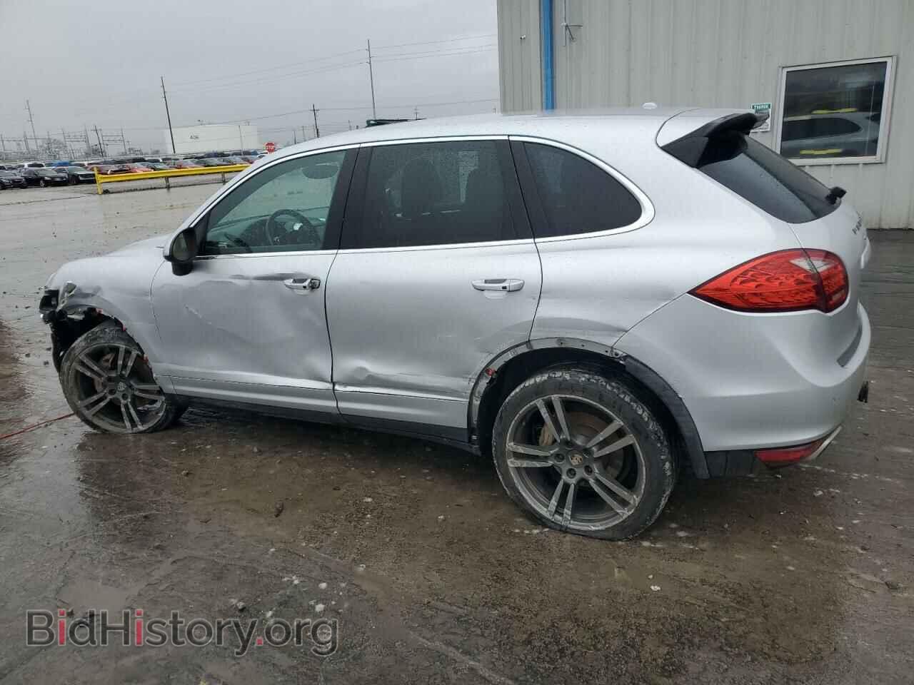 2011 PORSCHE CAYENNE - VIN: WP1AB2A20BLA56000 - Фото 2