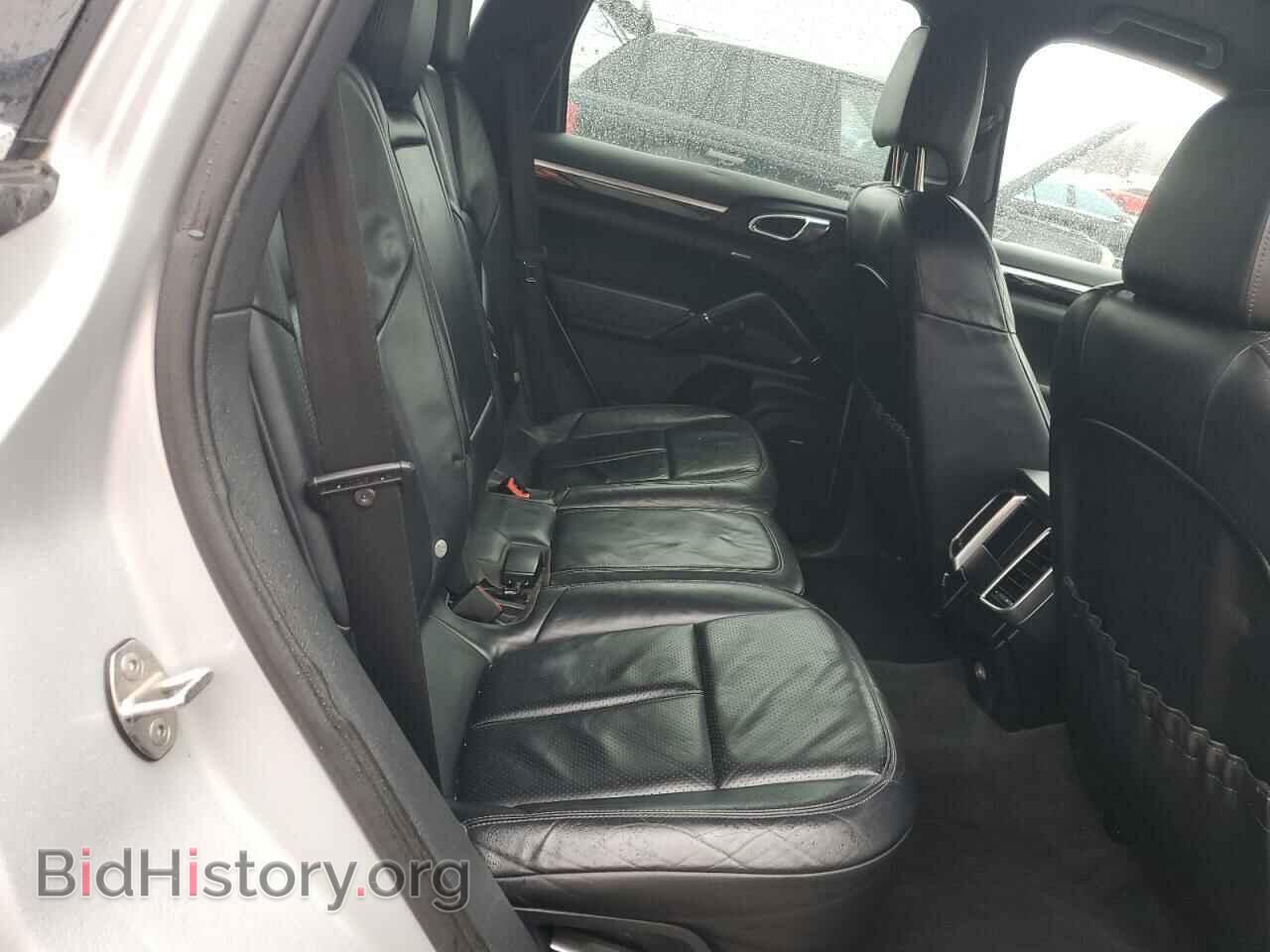 2011 PORSCHE CAYENNE - VIN: WP1AB2A20BLA56000 - Фото 11