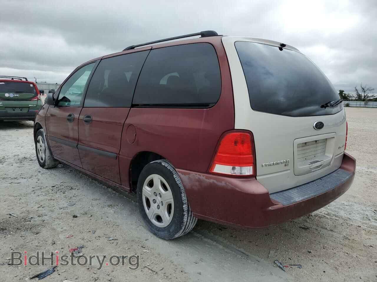 2006 FORD FREESTAR - VIN: 2FMZA51656BA40579 - Фото 2