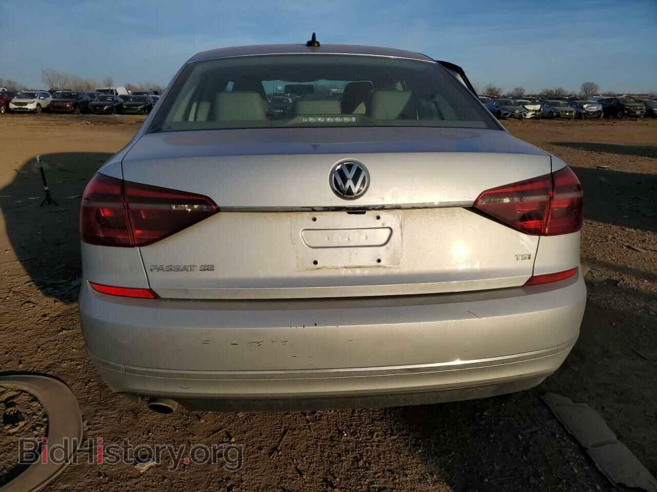 2017 VOLKSWAGEN PASSAT - VIN: 1VWBT7A37HC053450 - Фото 6