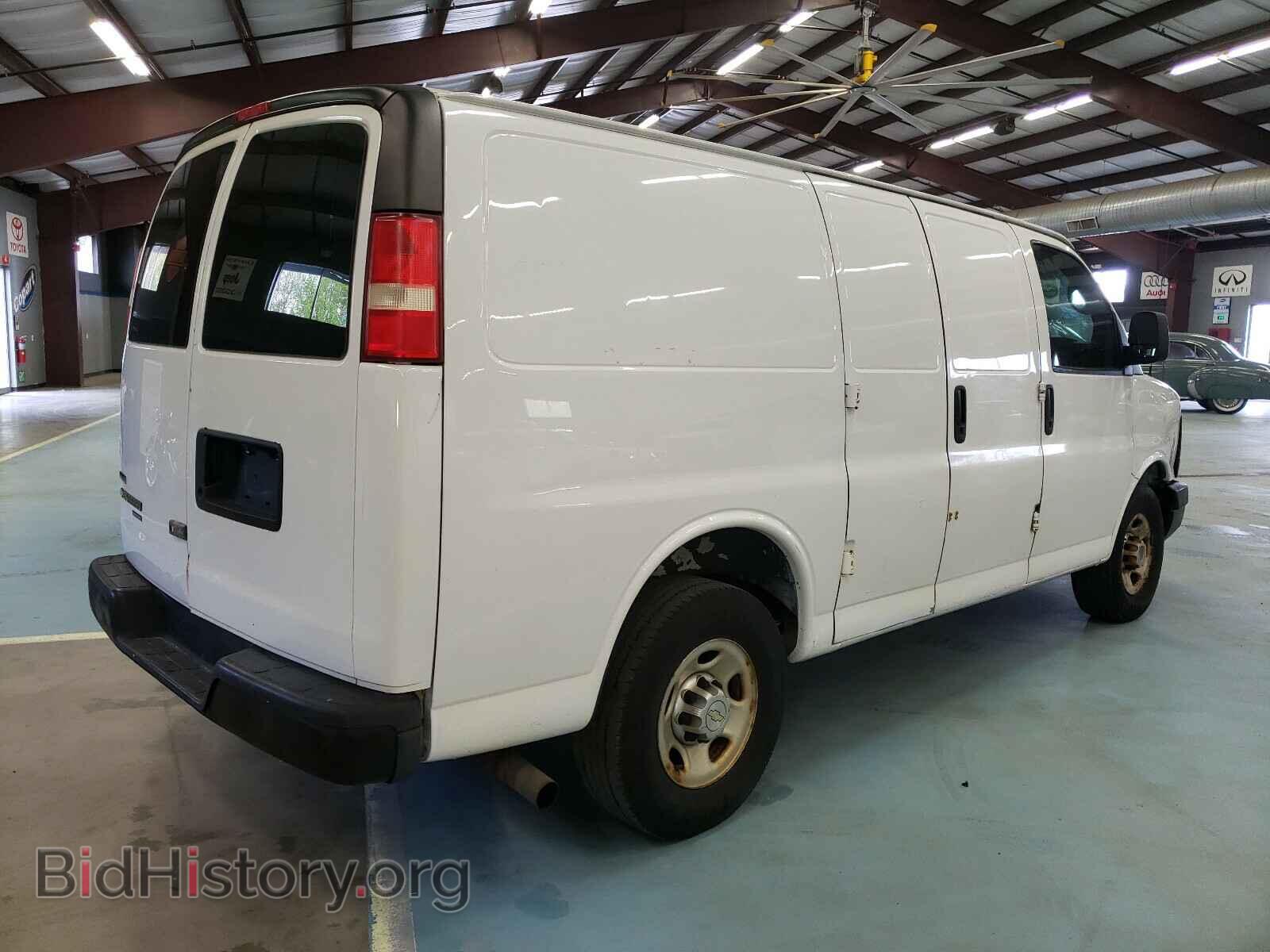 2011 CHEVROLET EXPRESS - VIN: 1GCWGFCA2B1119064 - Фото 4