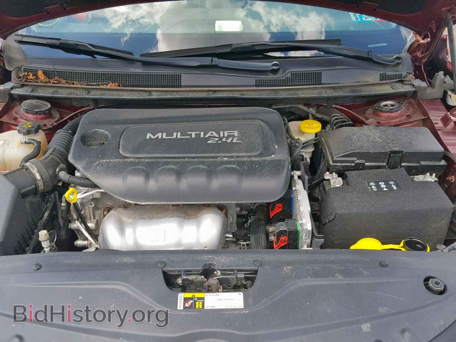 2016 CHRYSLER 200 - VIN: 1C3CCCAB5GN170247 - Фото 7