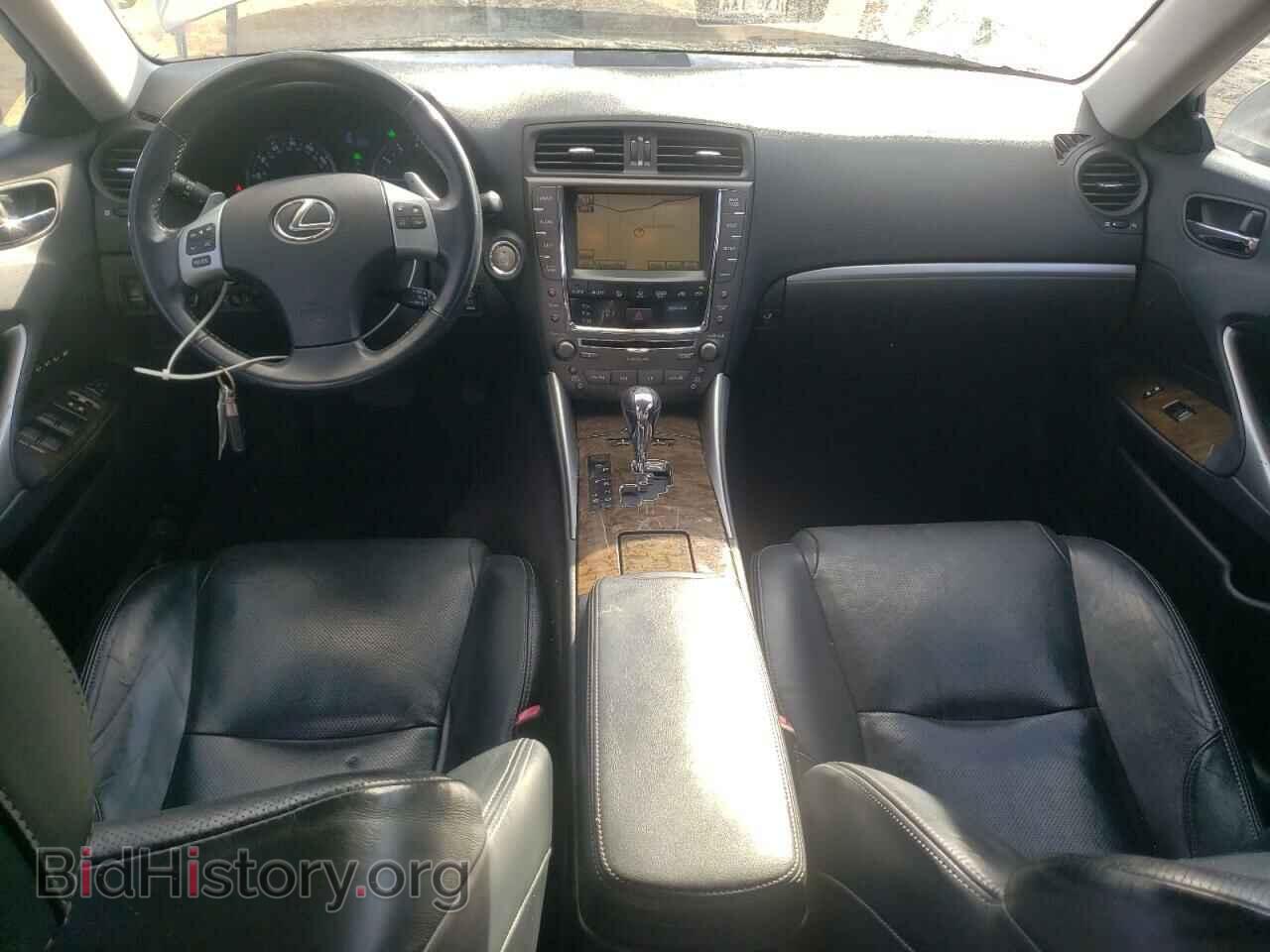 2011 LEXUS IS - VIN: JTHCF5C27B5047035 - Photo 8