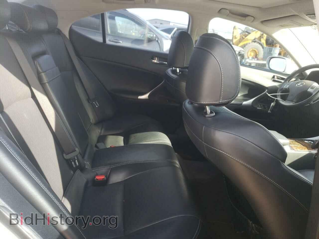 2011 LEXUS IS - VIN: JTHCF5C27B5047035 - Photo 10