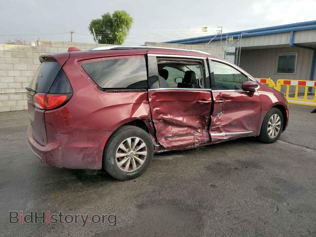 2018 CHRYSLER PACIFICA - VIN: 2C4RC1BG8JR120067 - Photo 3