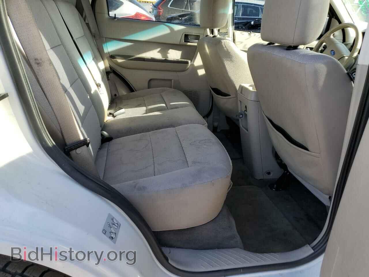 2011 FORD ESCAPE - VIN: 1FMCU9DG7BKC39142 - Photo 11