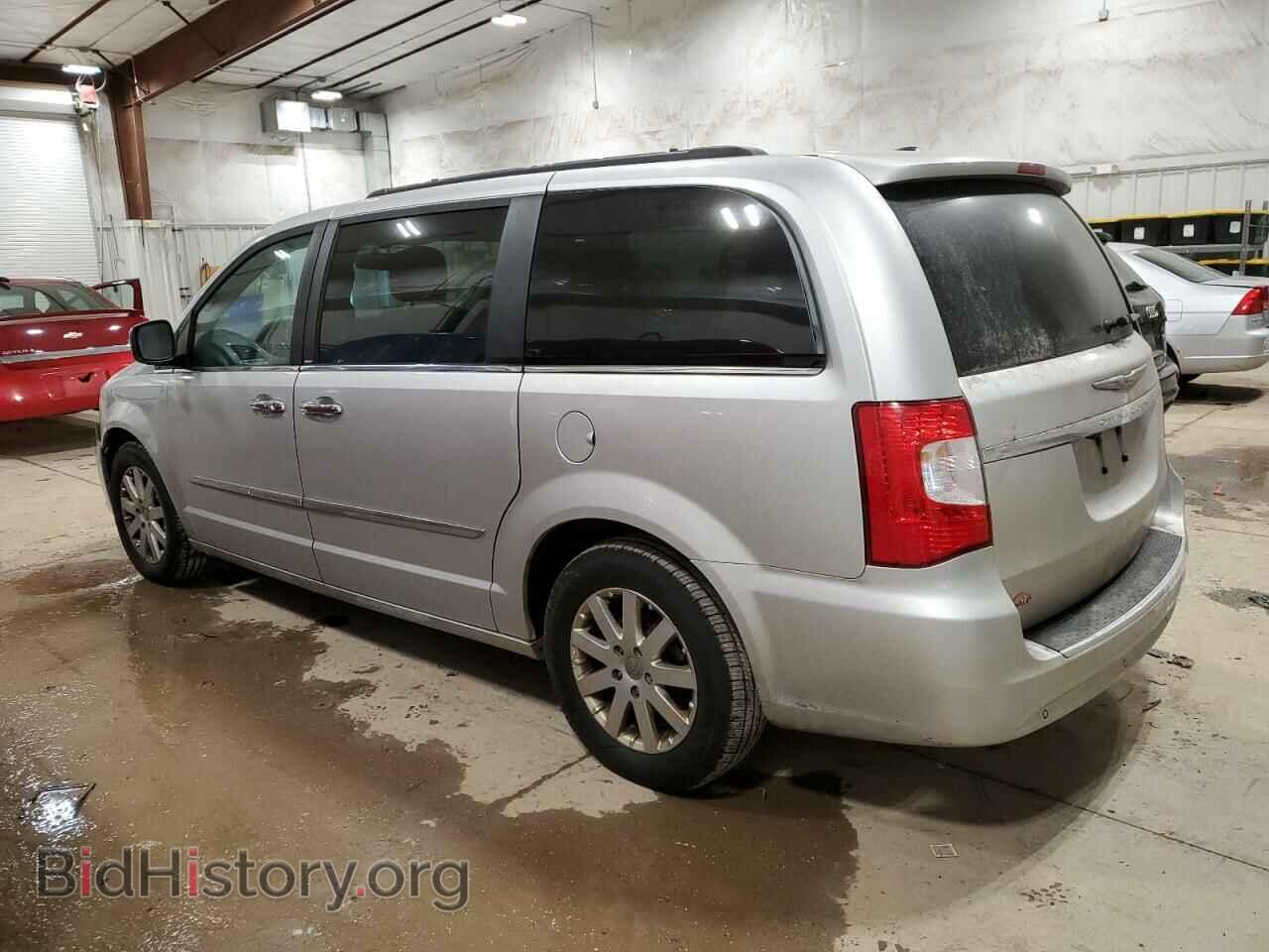 2011 CHRYSLER MINIVAN - VIN: 2A4RR8DG7BR704444 - Photo 2