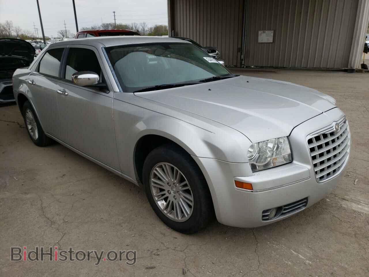 Photo 2C3CA4CD0AH329430 - CHRYSLER 300 2010