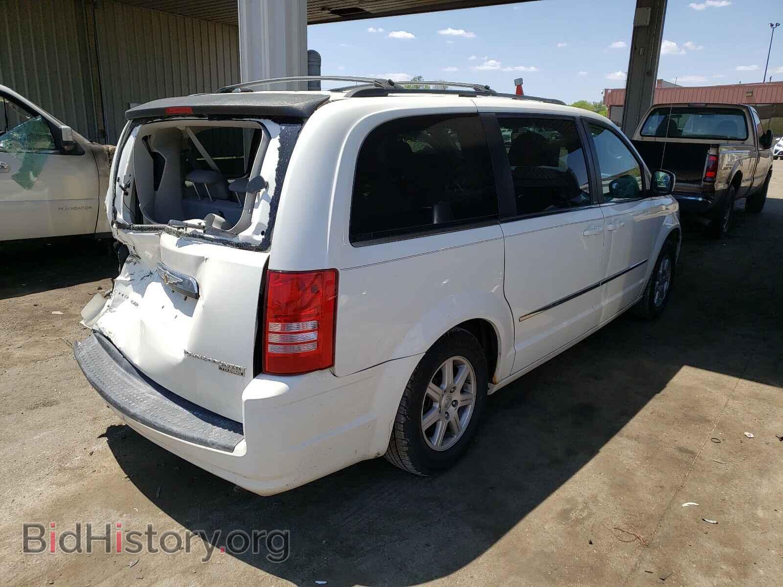 2010 CHRYSLER MINIVAN - VIN: 2A4RR5D14AR421458 - Фото 4