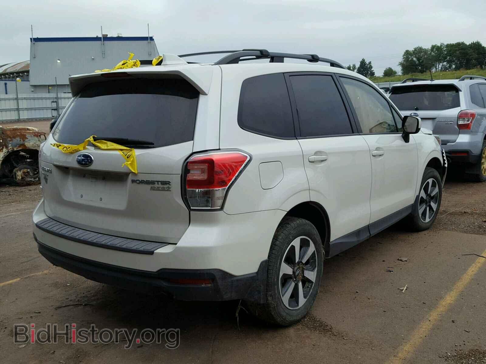 2017 SUBARU FORESTER - VIN: JF2SJAEC3HG565796 - Фото 4