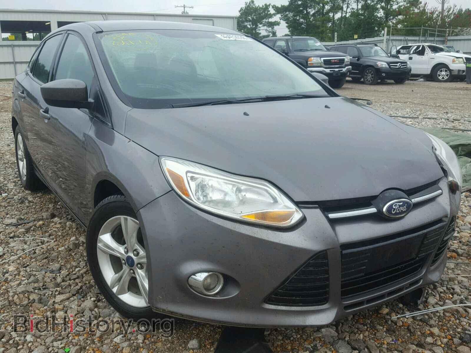 2012 Ford FOCUS Focus SE (VIN 1FAHP3F26CL473192) — фото 1 из 10, Copart, повреждение: передняя часть