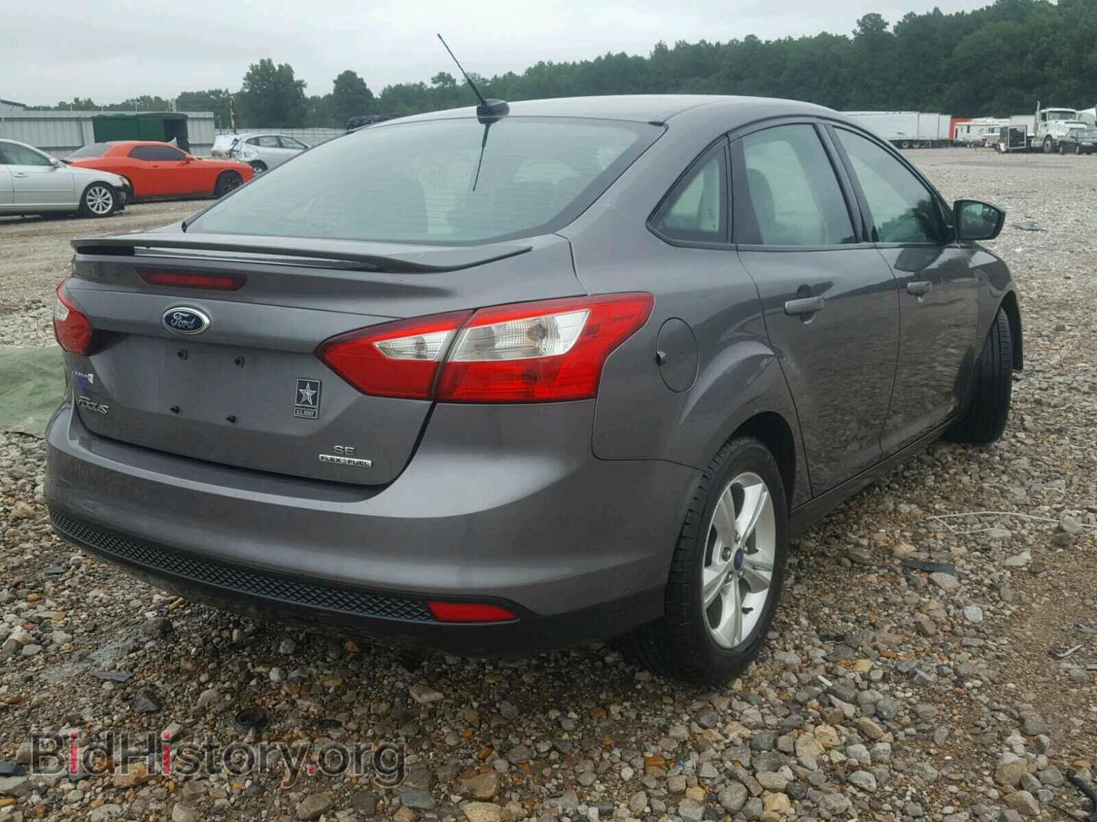 2012 Ford FOCUS (VIN 1FAHP3F26CL473192) — фото 4 из 10