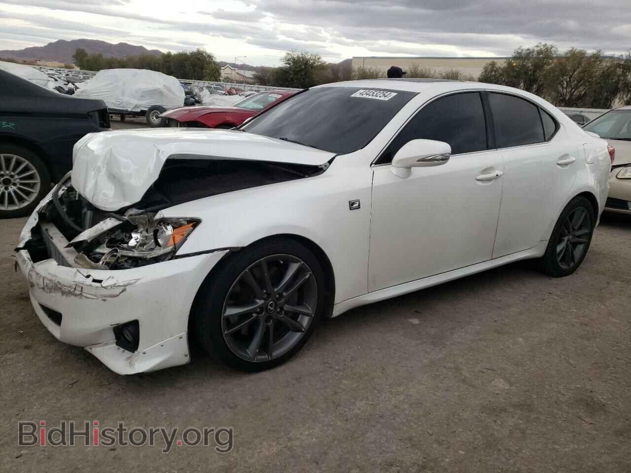 Фотография JTHBE5C22C5030241 - LEXUS IS 2012
