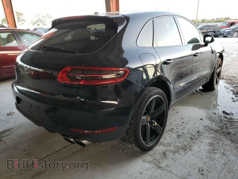 2017 Porsche MACAN (VIN WP1AB2A59HLB14849) — photo 4 of 10