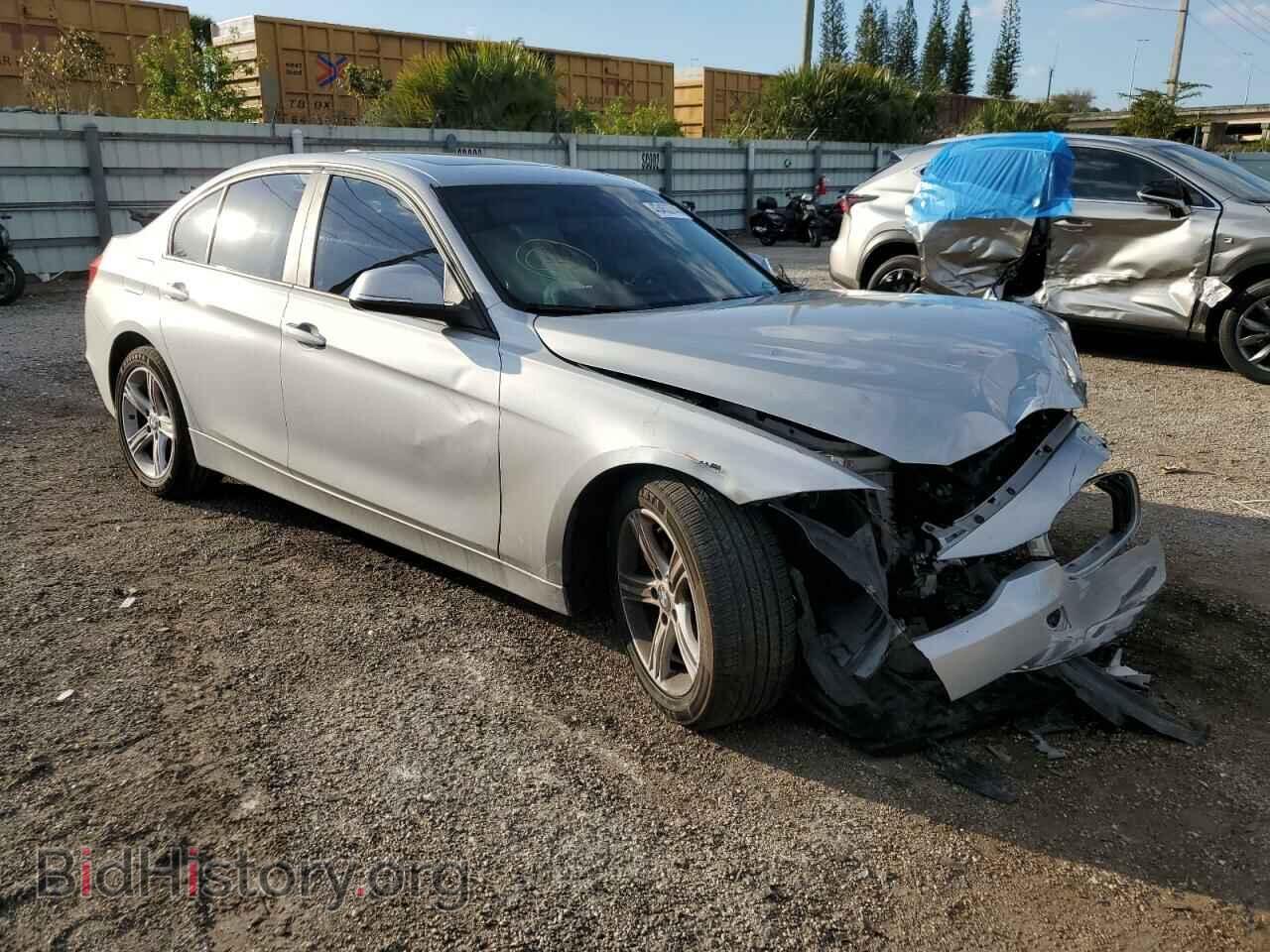 2013 BMW 3 SERIES - VIN: WBA3A5C57DF359005 - Фото 4