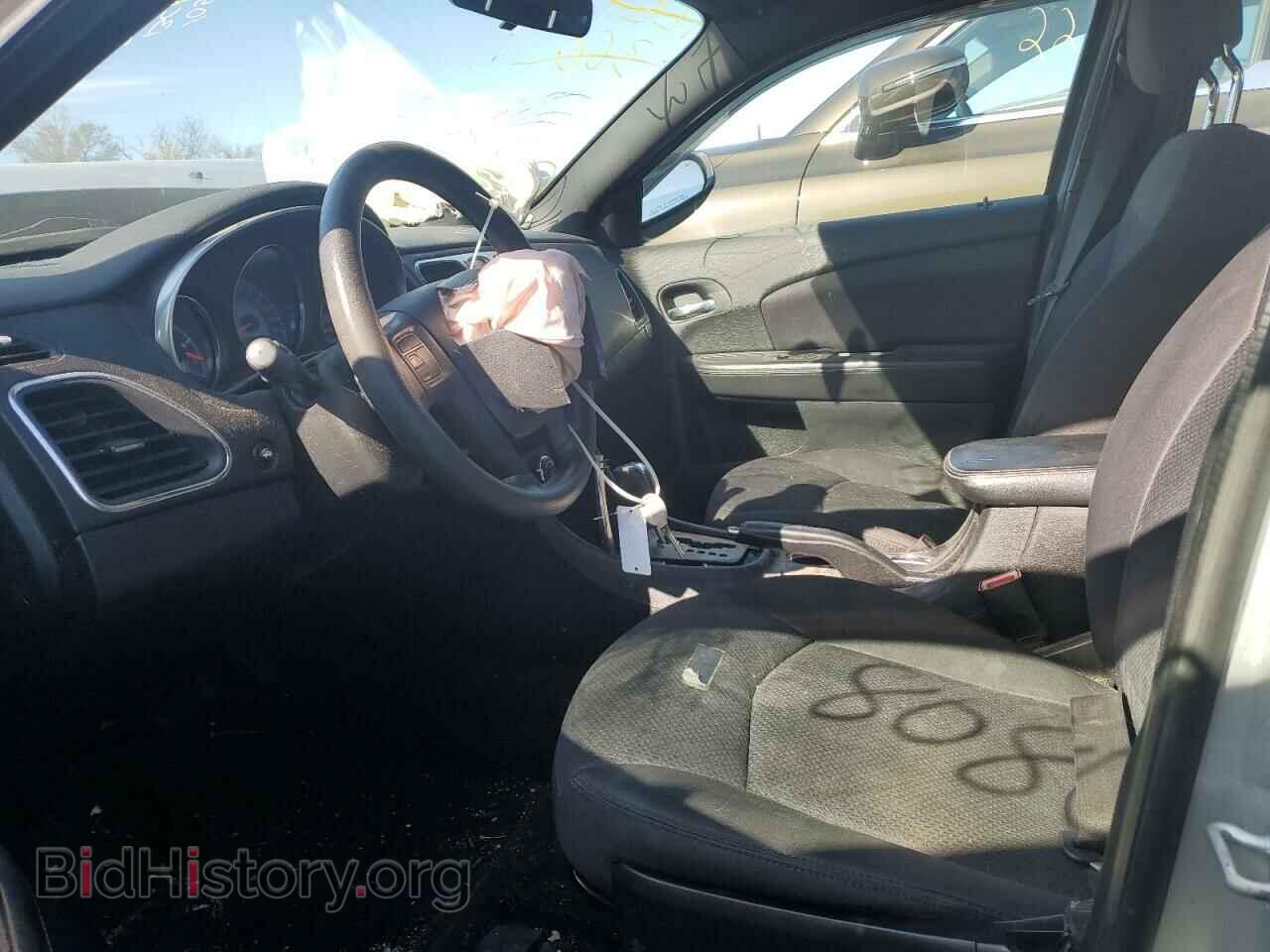 2012 CHRYSLER 200 - VIN: 1C3CCBAB5CN282096 - Фото 7