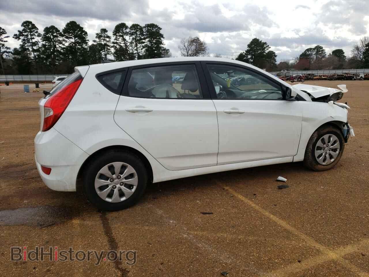 2016 HYUNDAI ACCENT - VIN: KMHCT5AE3GU272410 - Фото 3