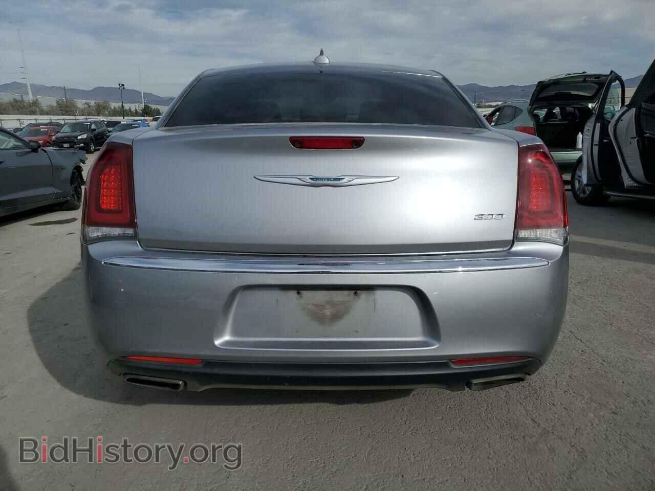 2015 CHRYSLER 300 - VIN: 2C3CCAAG5FH749228 - Фото 6