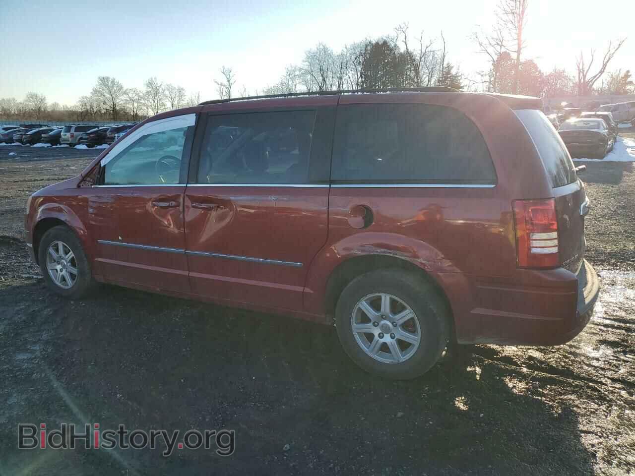 2010 CHRYSLER MINIVAN - VIN: 2A4RR5DX4AR123836 - Фото 2