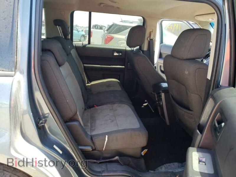 2010 Ford FLEX (VIN 2FMGK5BC8ABA42912) — photo 6 of 10