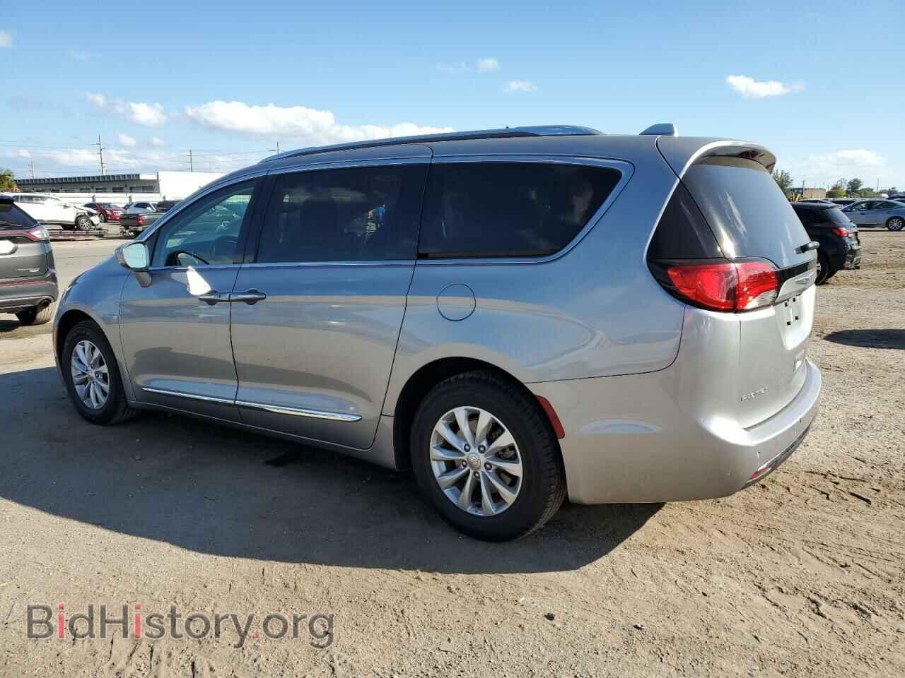 2019 CHRYSLER PACIFICA - VIN: 2C4RC1BG7KR651472 - Photo 2