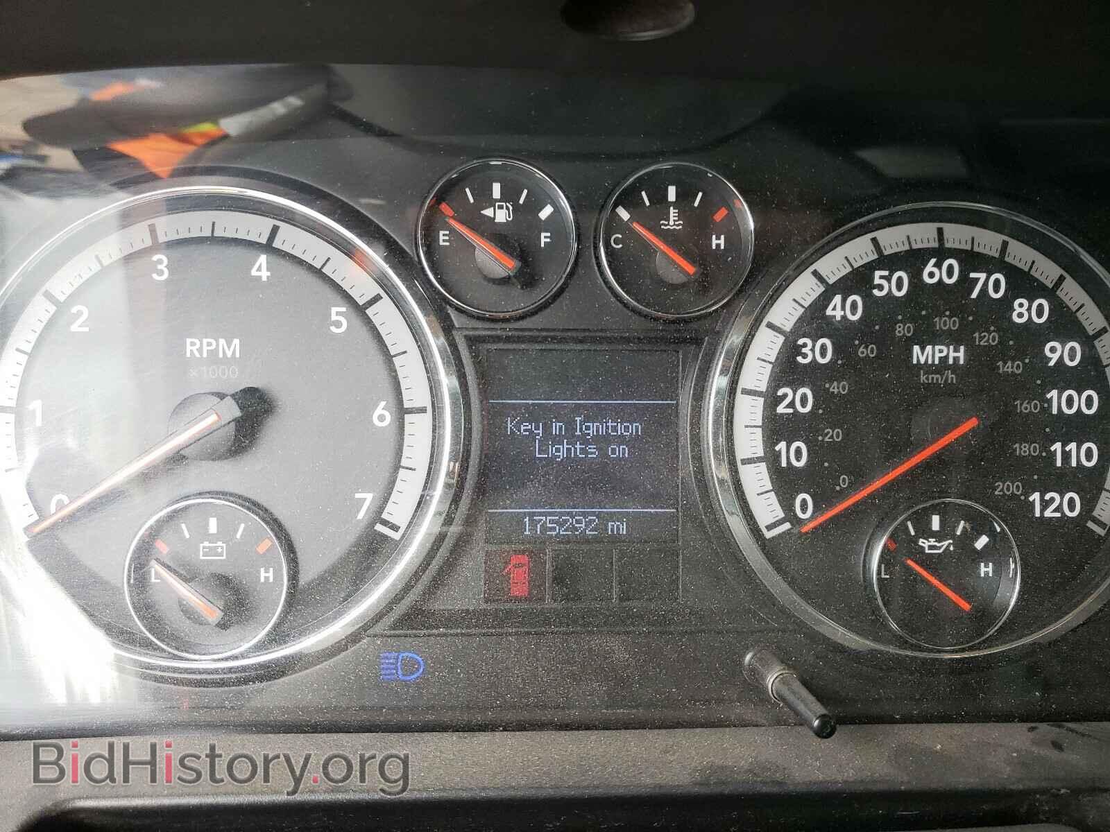2009 DODGE RAM 1500 - VIN: 1D3HV18P39S779821 - Фото 8