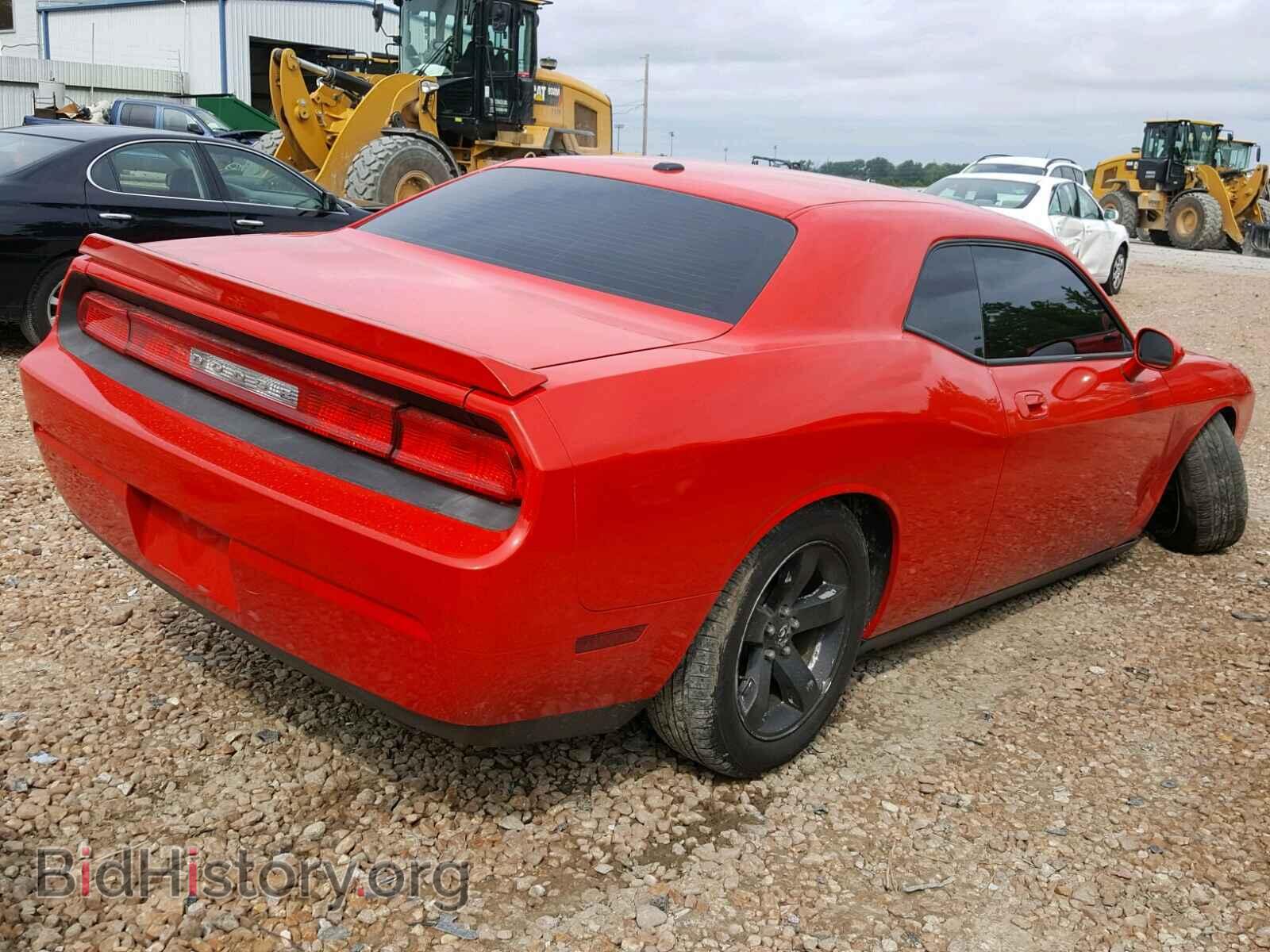 2010 DODGE CHALLENGER - VIN: 2B3CJ4DV1AH323656 - Photo 4