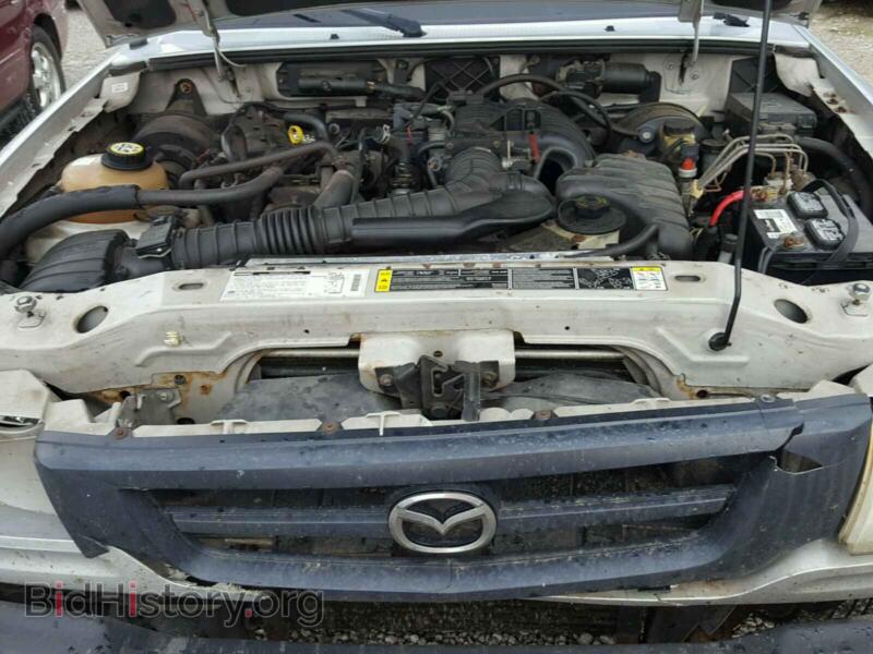 2002 Mazda B2300 (VIN 4F4YR12DX2TM23451) — photo 7 of 10