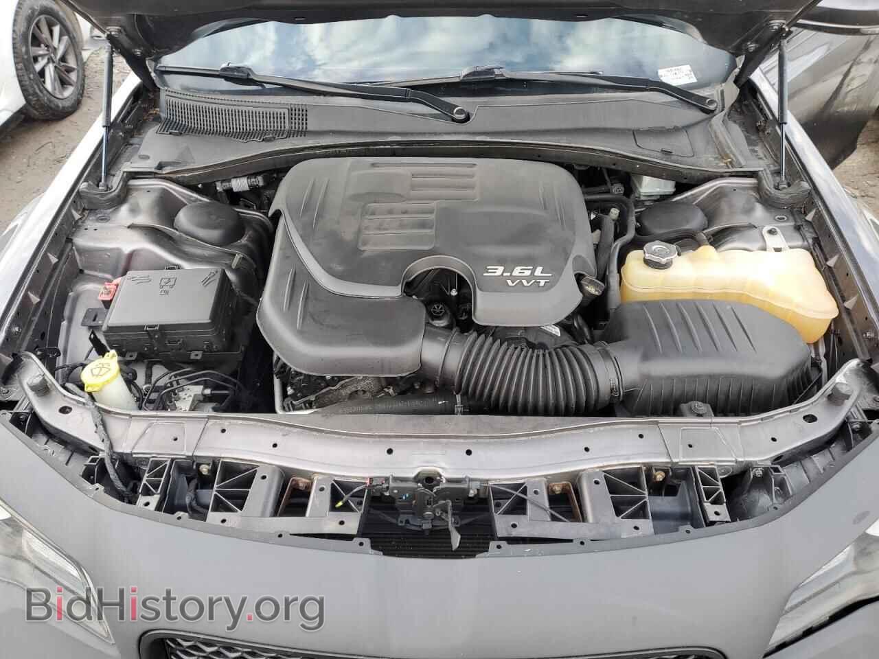 2017 CHRYSLER 300 - VIN: 2C3CCAGG0HH558102 - Фото 11