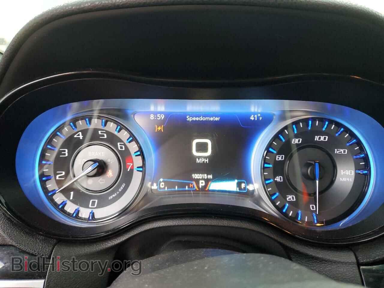 2017 CHRYSLER 300 - VIN: 2C3CCAGG0HH558102 - Фото 9