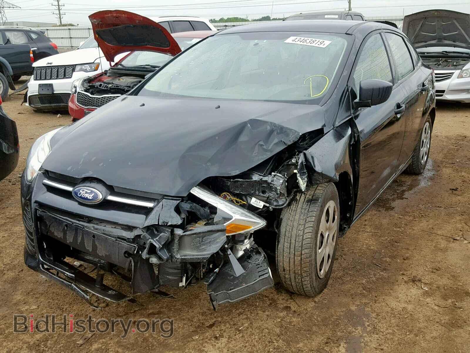 2013 FORD FOCUS - VIN: 1FADP3E28DL208503 - Фото 2