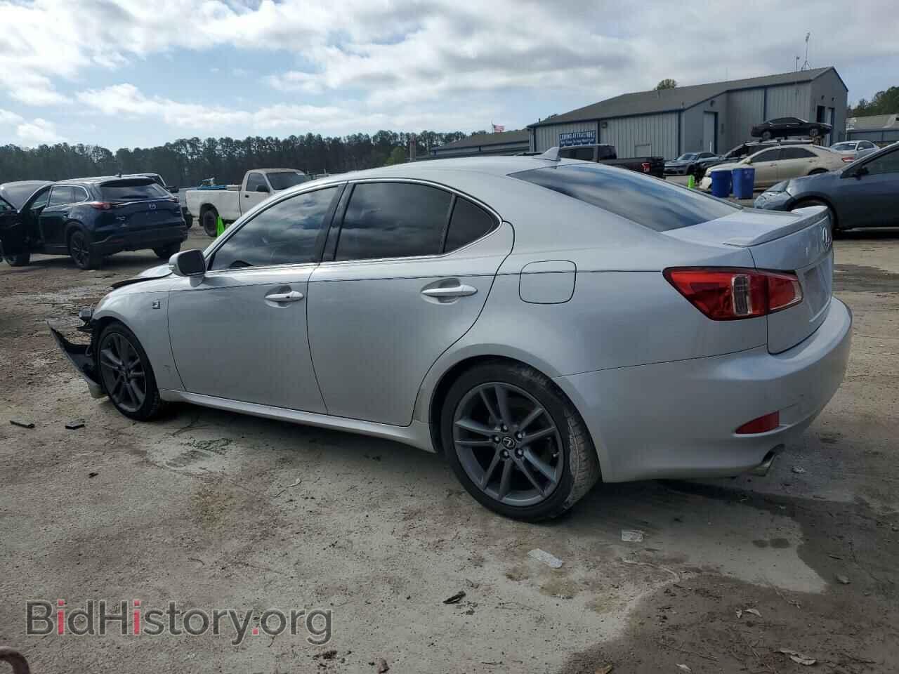 2011 LEXUS IS - VIN: JTHBF5C27B5149589 - Photo 2