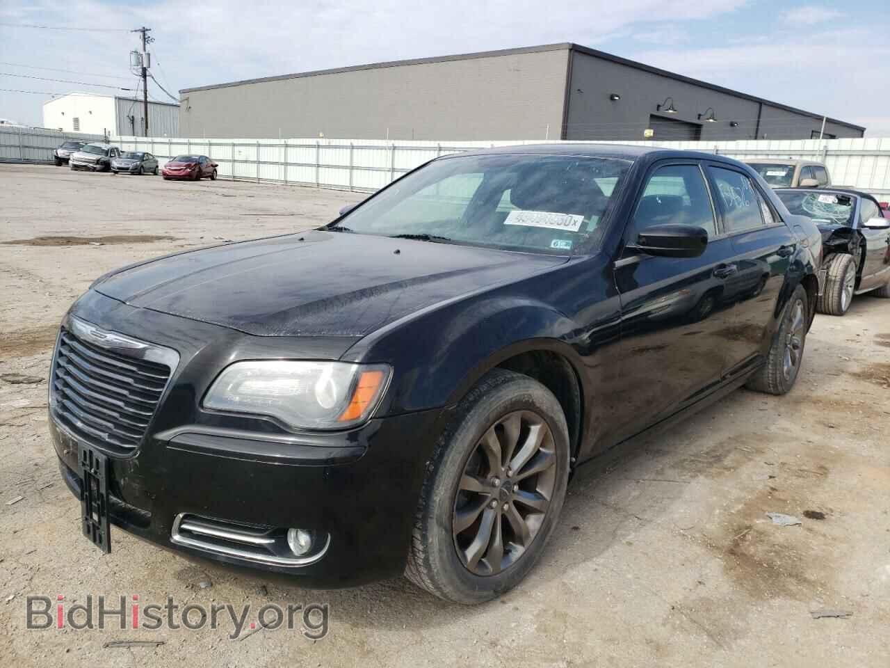 2014 CHRYSLER 300 - VIN: 2C3CCAGG9EH297659 - Фото 2
