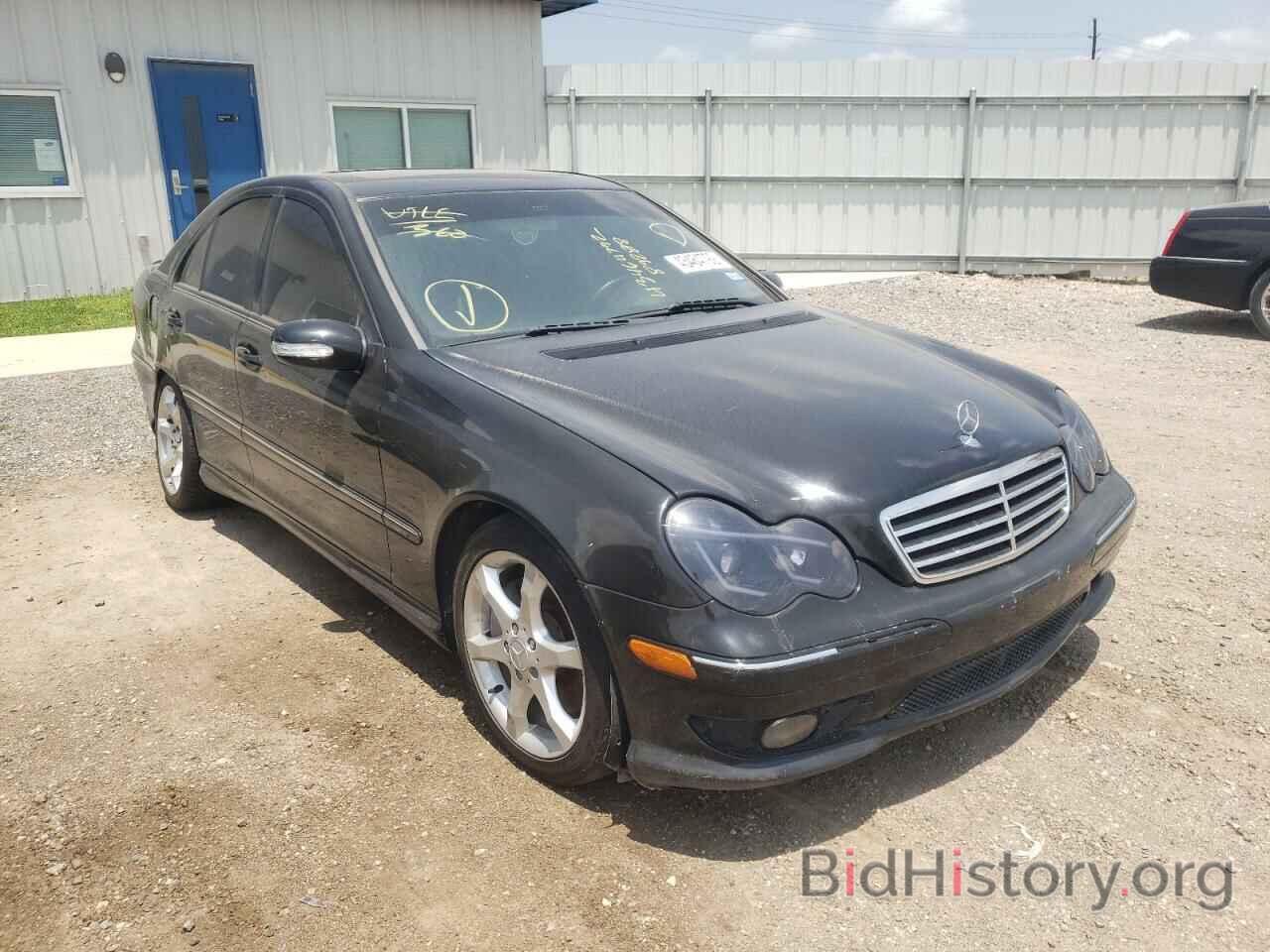 Photo WDBRF52HX7F892818 - MERCEDES-BENZ C-CLASS 2007