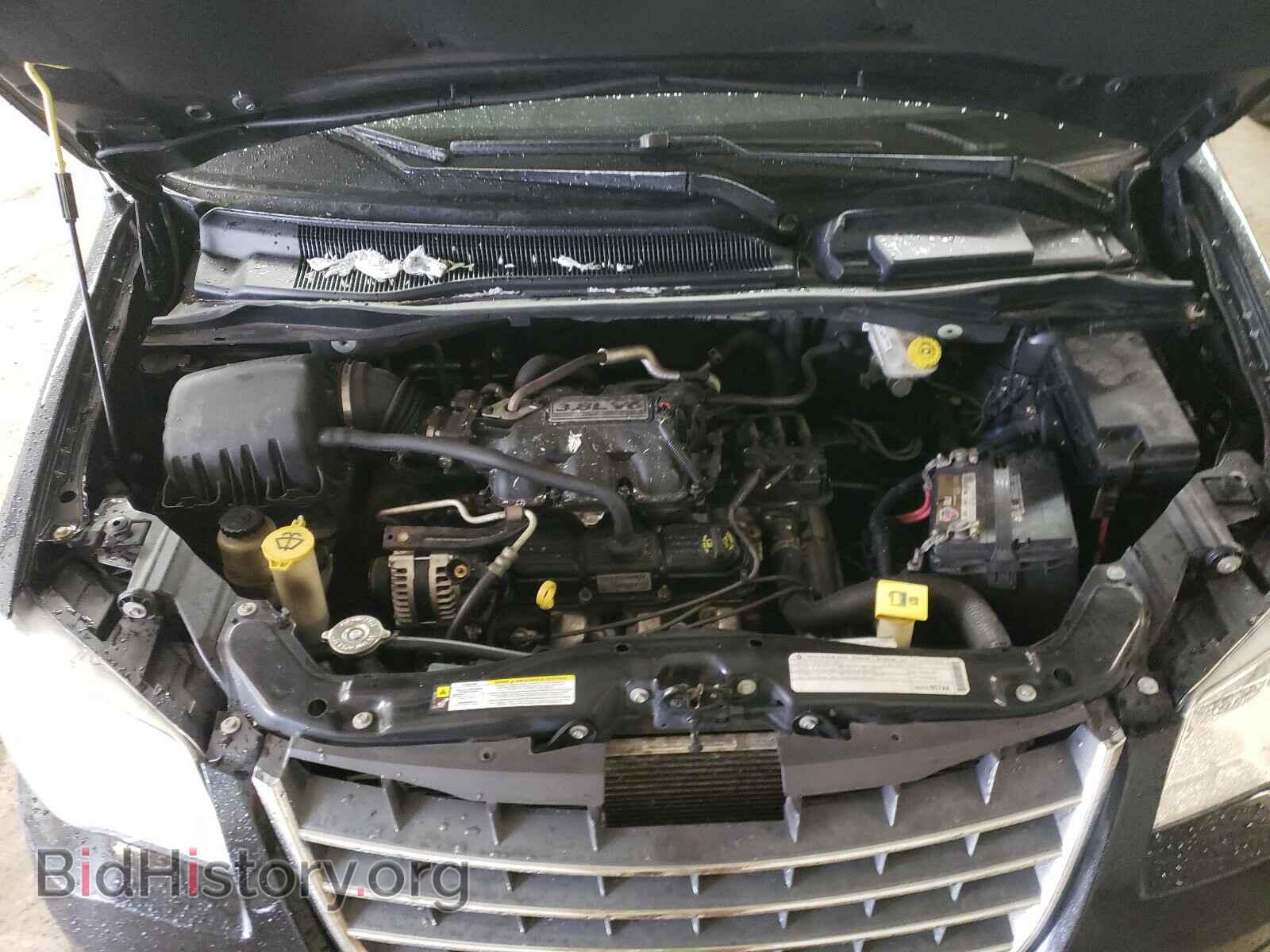 2009 CHRYSLER MINIVAN - VIN: 2A8HR54119R609876 - Фото 7
