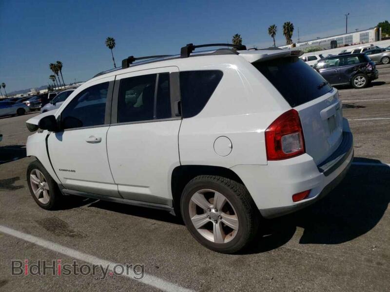 2011 Jeep COMPASS (VIN 1J4NT1FB0BD190397) — photo 2 of 14