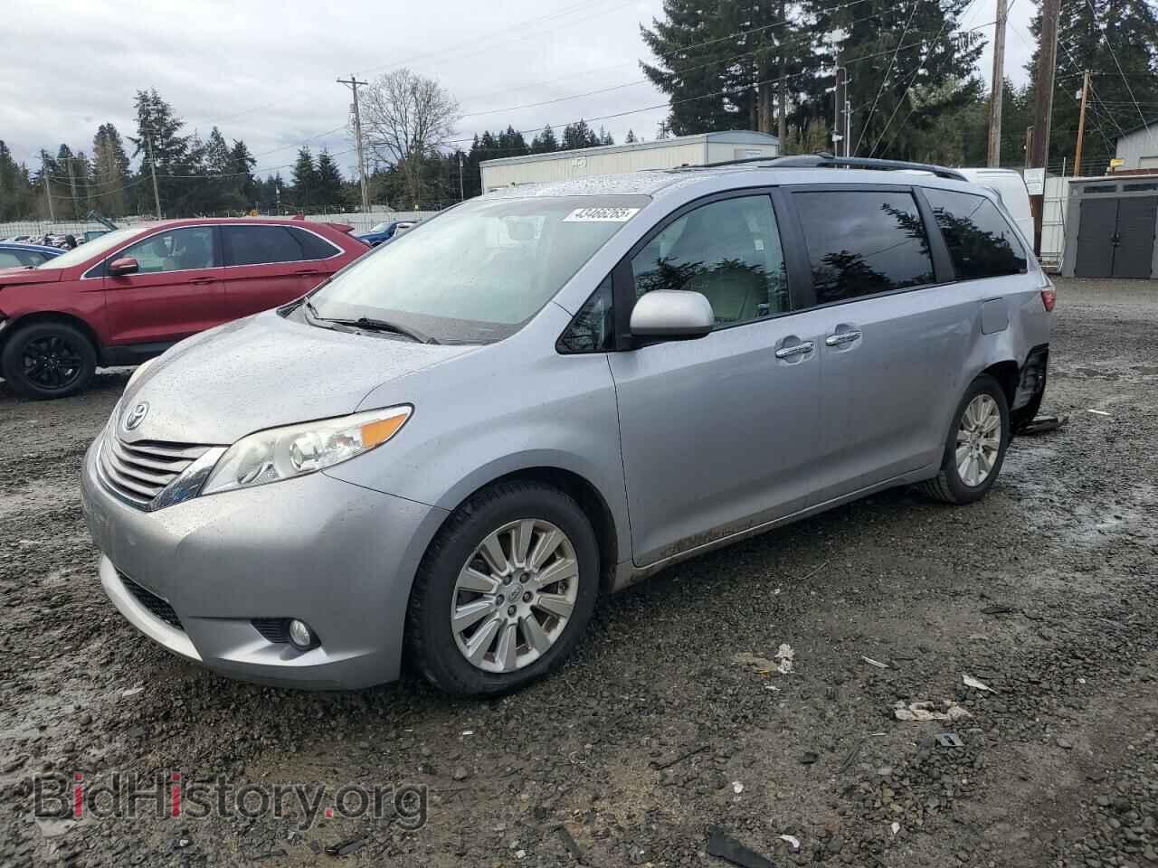 Photo 5TDDK3DC9FS100962 - TOYOTA All Models 2015