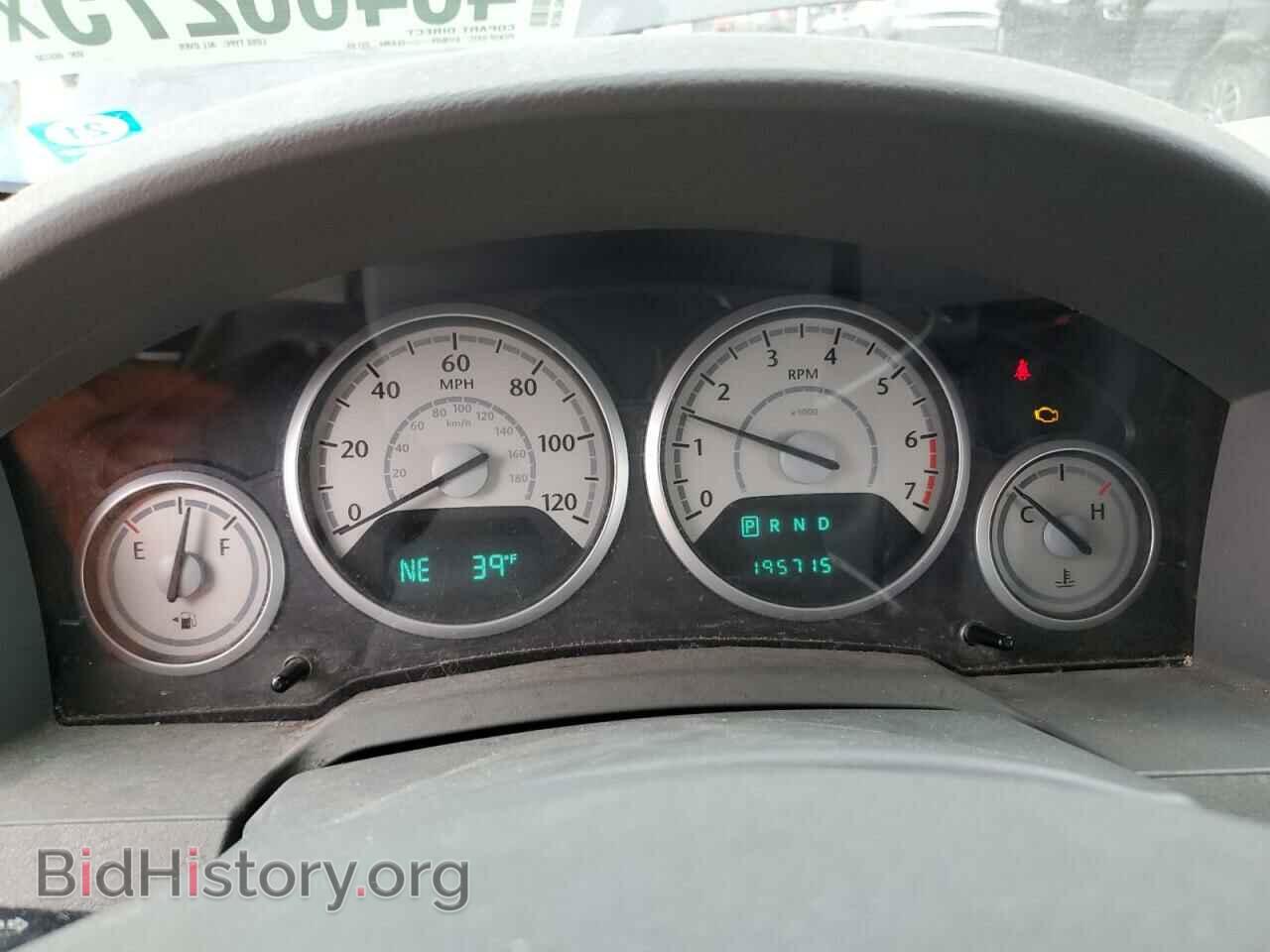 2009 CHRYSLER MINIVAN - VIN: 2A8HR54109R665730 - Фото 9
