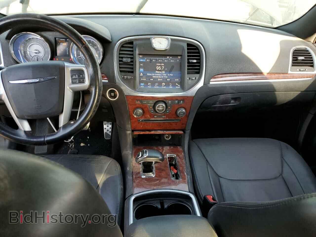 2014 CHRYSLER 300 - VIN: 2C3CCAAG2EH235576 - Фото 8
