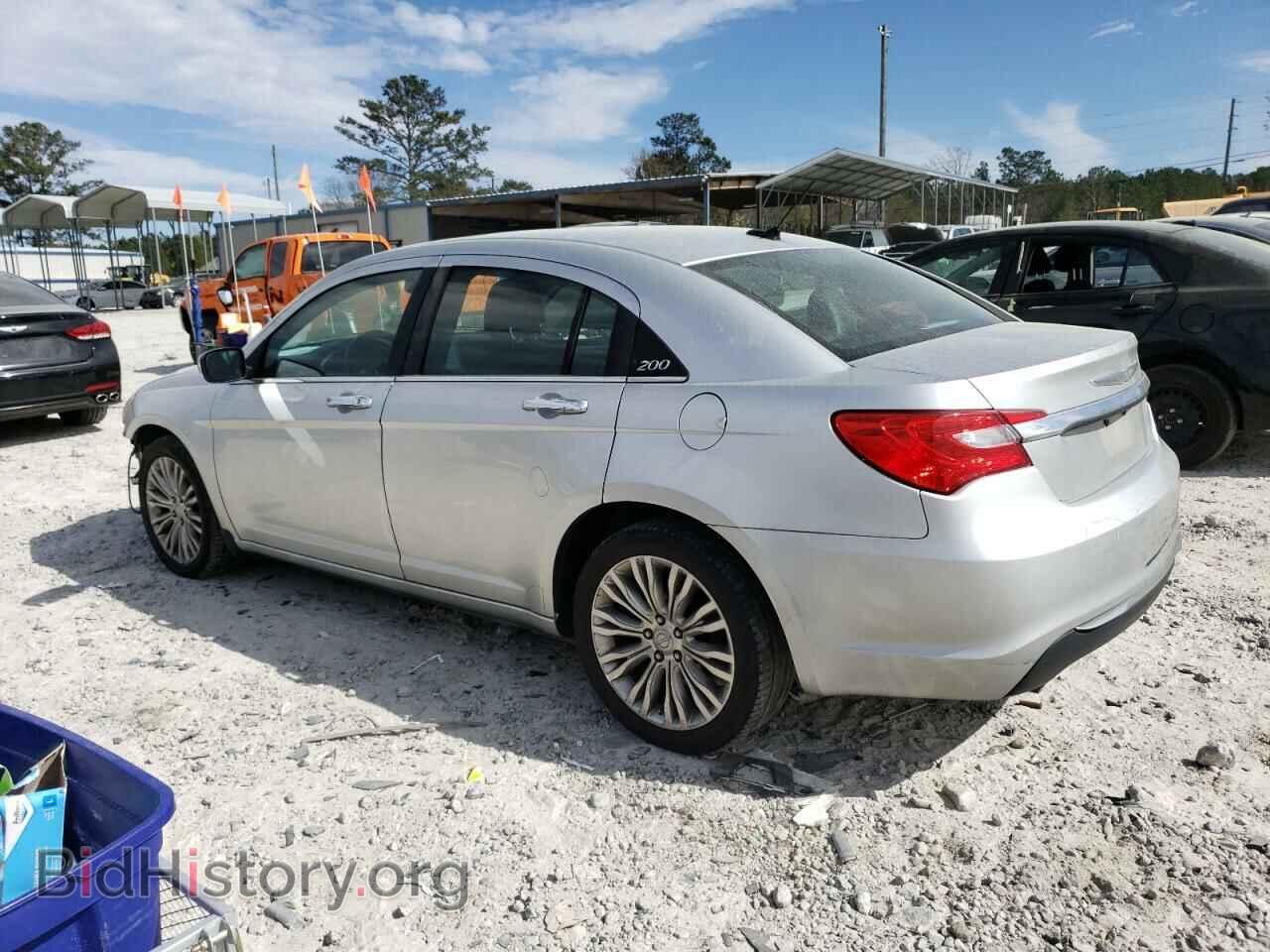 2011 CHRYSLER 200 - VIN: 1C3BC2FG6BN575584 - Фото 2