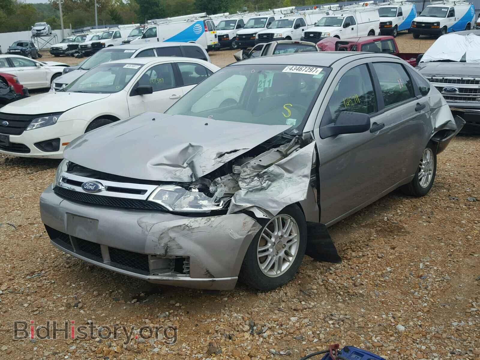 2008 FORD FOCUS - VIN: 1FAHP35N08W130797 - Фото 2