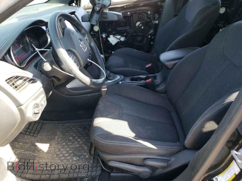2016 Dodge DART (VIN 1C3CDFBB9GD539596) — photo 7 of 13